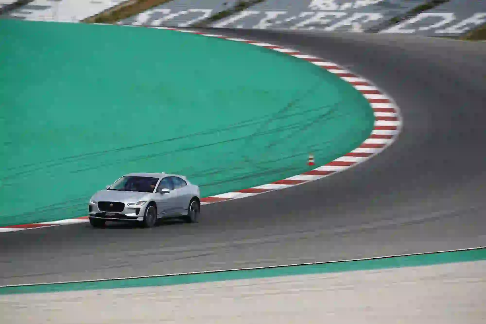 Prova su strada Jaguar I-Pace - 43