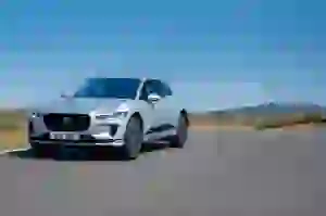 Prova su strada Jaguar I-Pace