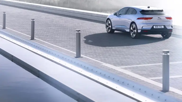 Jaguar I-Pace 2021 - 11