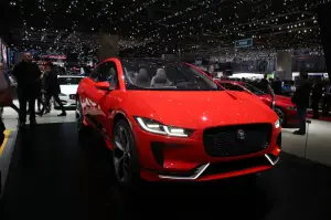 Jaguar I-Pace EV Concept - Salone di Ginevra 2017 - 13