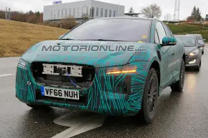 Jaguar I-PACE foto spia 29 Novembre 2017