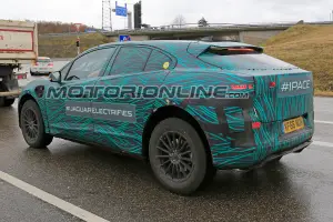 Jaguar I-PACE foto spia 29 Novembre 2017