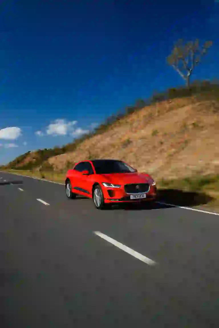 Jaguar I-Pace - test drive in anteprima - 57