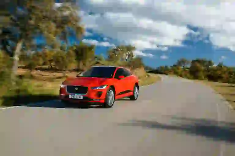 Jaguar I-Pace - test drive in anteprima - 61