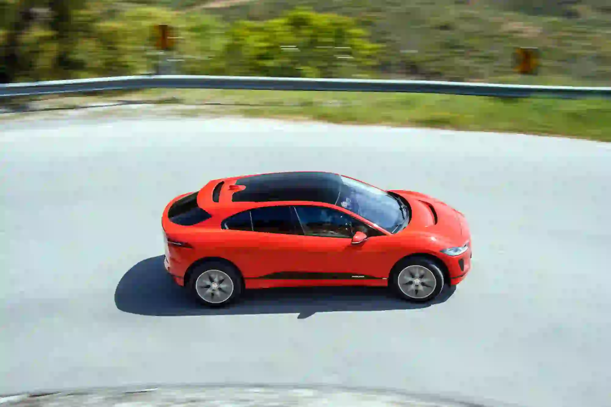 Jaguar I-Pace - test drive in anteprima - 65