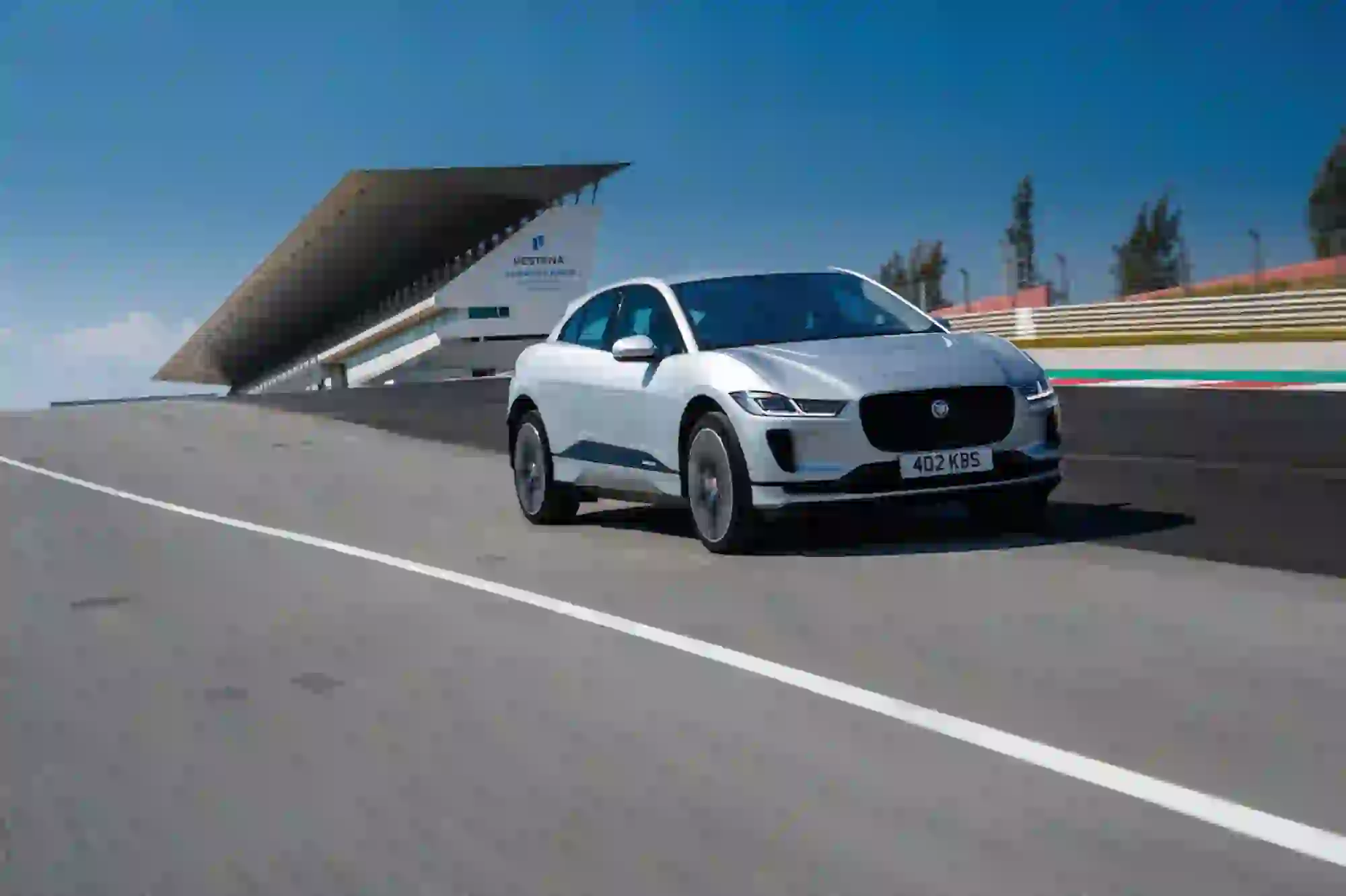 Jaguar I-Pace - test drive in anteprima - 78