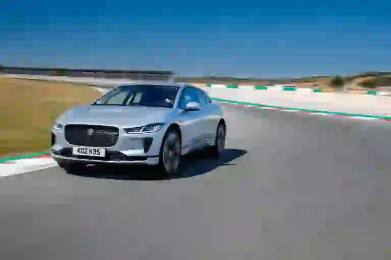 Jaguar I-Pace - test drive in anteprima - 80