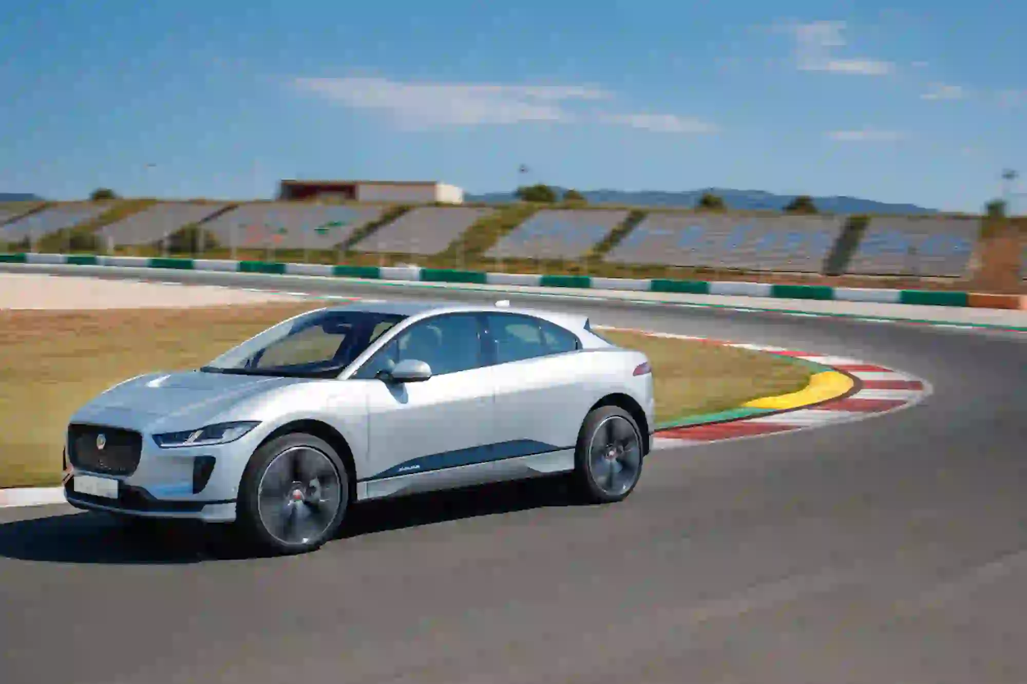 Jaguar I-Pace - test drive in anteprima - 84