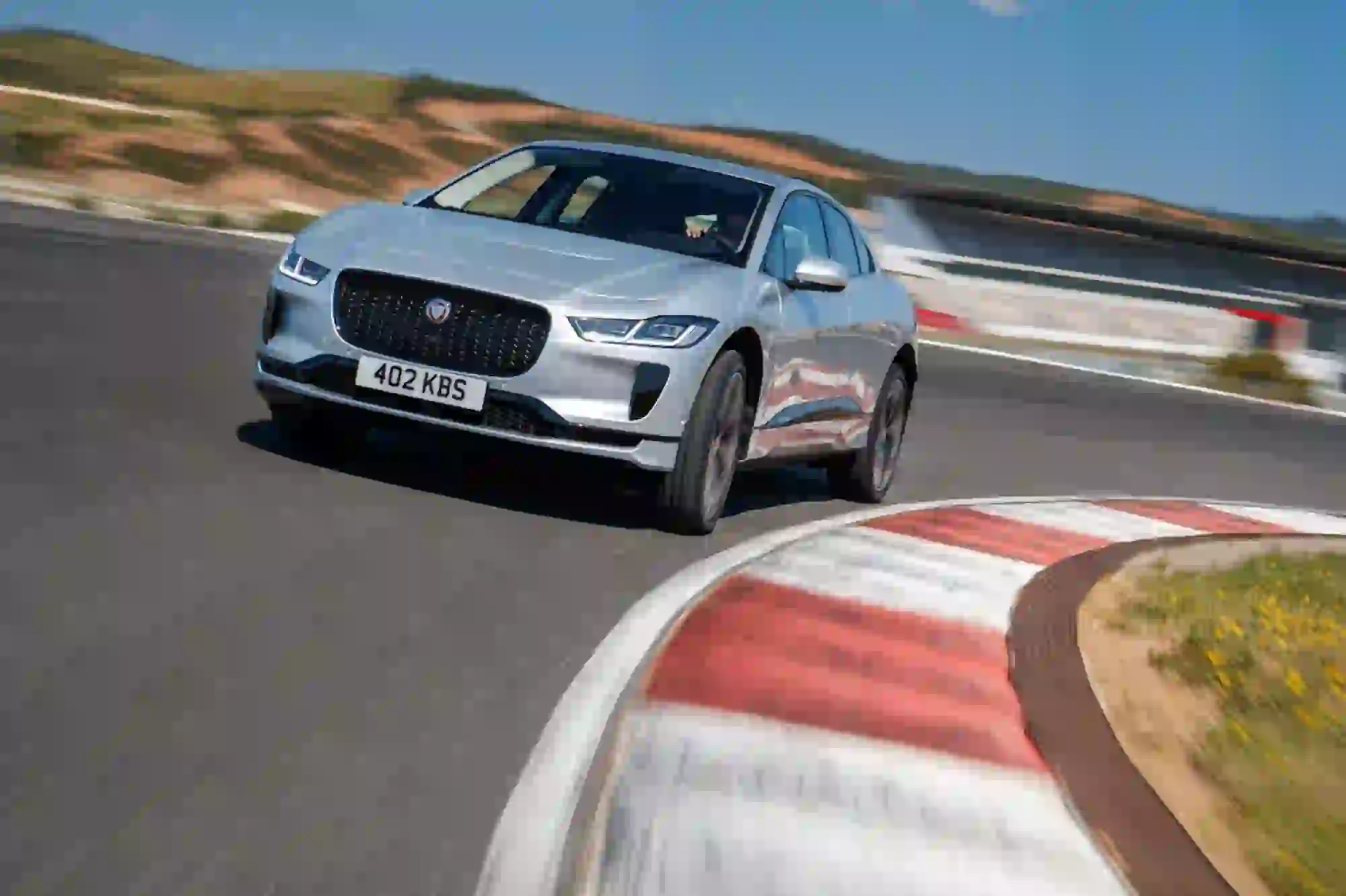 Jaguar I-Pace - test drive in anteprima - 85