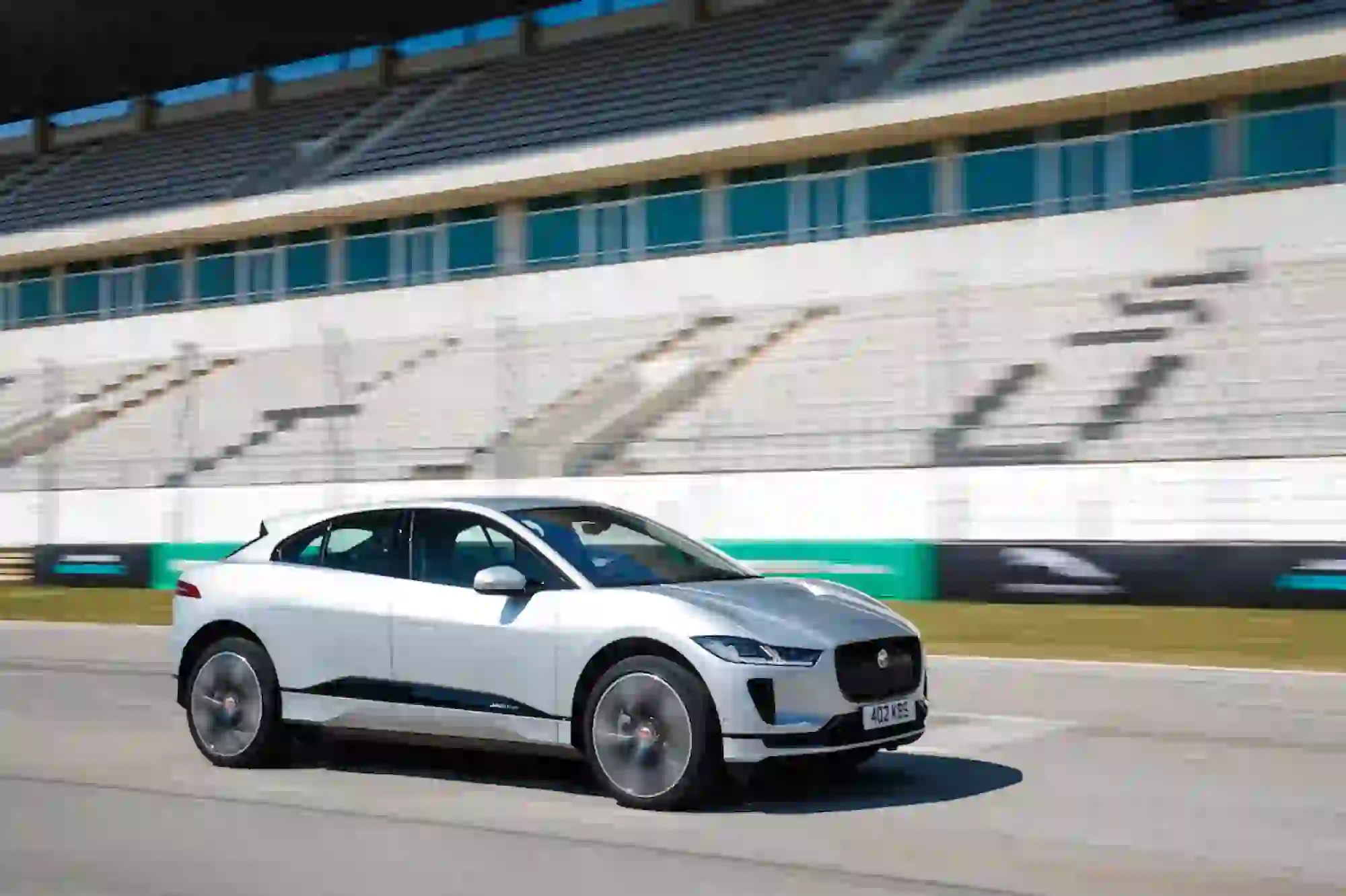 Jaguar I-Pace - test drive in anteprima - 88