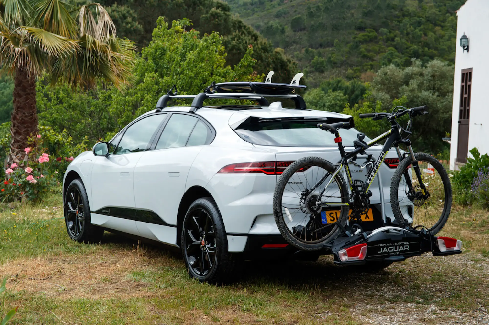 Jaguar I-Pace - test drive in anteprima - 47