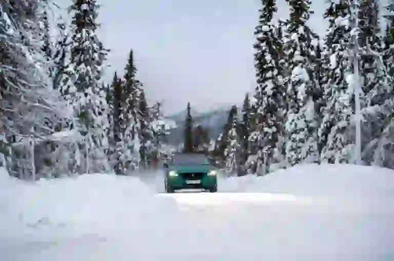 Jaguar I-Pace test invernali - 10