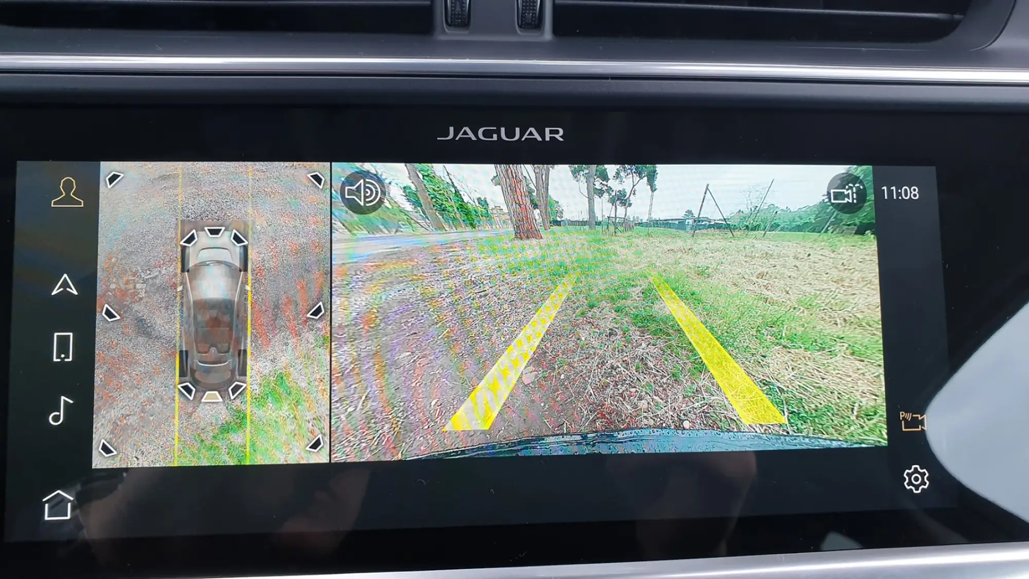 Jaguar Land Rover 2021 Elettrificazione - 13