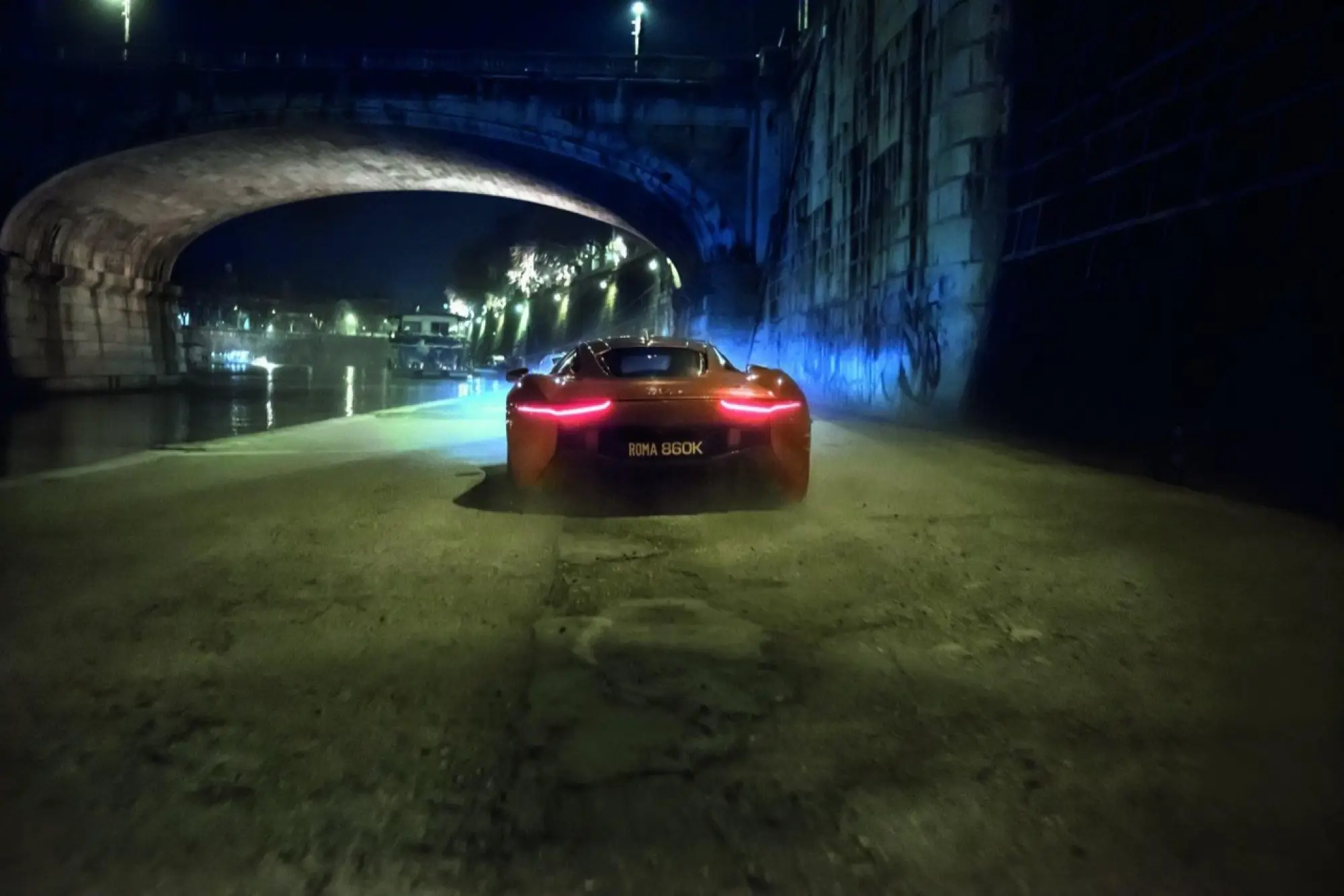 Jaguar Land Rover - le vetture protagoniste nel film SPECTRE a Francoforte - 25
