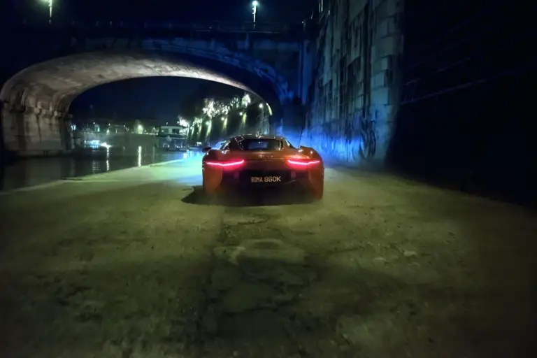 Jaguar Land Rover - le vetture protagoniste nel film SPECTRE a Francoforte - 25