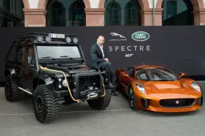 Jaguar Land Rover - le vetture protagoniste nel film SPECTRE a Francoforte - 36