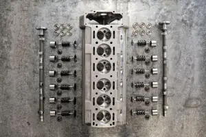 Jaguar Lightweight E-Type - 15
