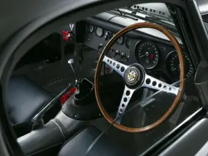 Jaguar Lightweight E-Type - 26