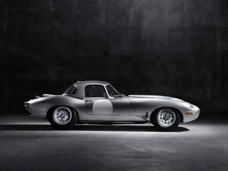 Jaguar Lightweight E-Type - 29