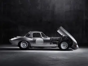 Jaguar Lightweight E-Type - 30