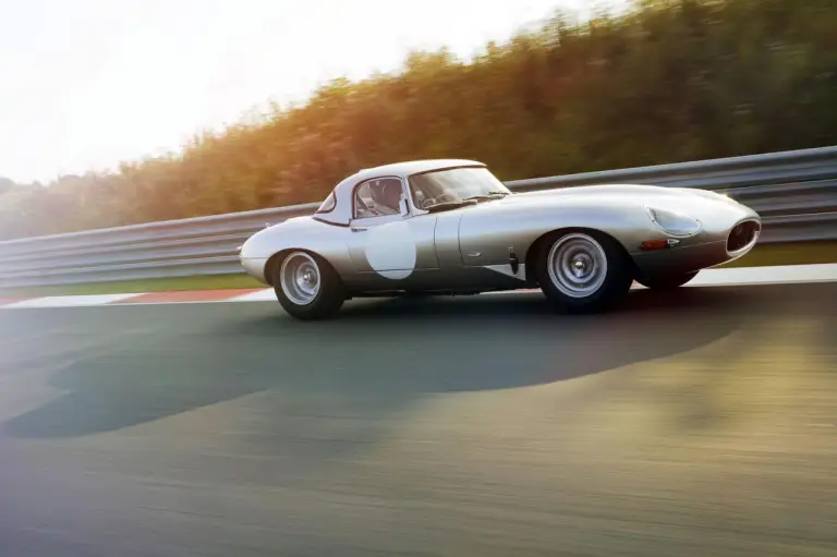Jaguar Lightweight E-Type - 23