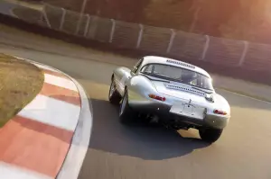 Jaguar Lightweight E-Type - 33