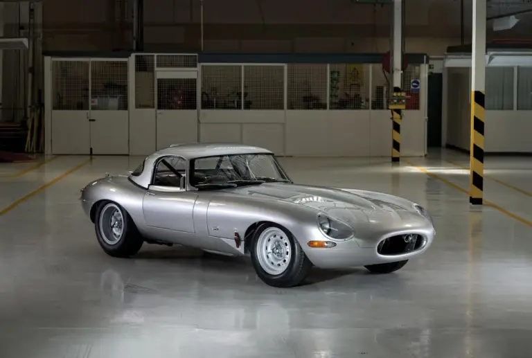 Jaguar Lightweight E-Type - 37