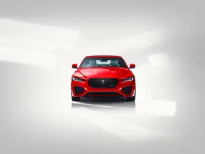 Jaguar XE 2020 - Foto ufficiali - 2