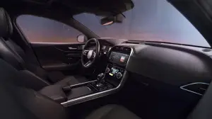 Jaguar XE e XF 300 Sport - Foto ufficiali