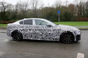 Jaguar XE facelift - Foto spia 21-12-2018