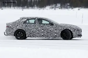 Jaguar XE - Foto spia 25-03-2014
