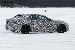 Jaguar XE - Foto spia 25-03-2014