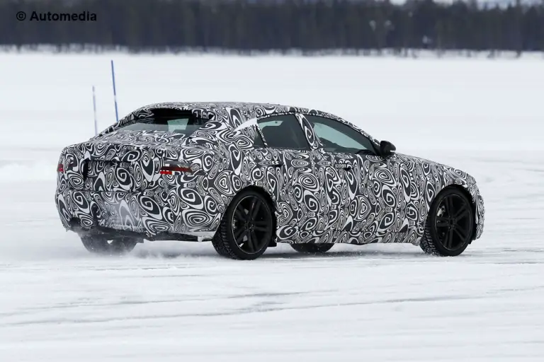 Jaguar XE - Foto spia 25-03-2014 - 6