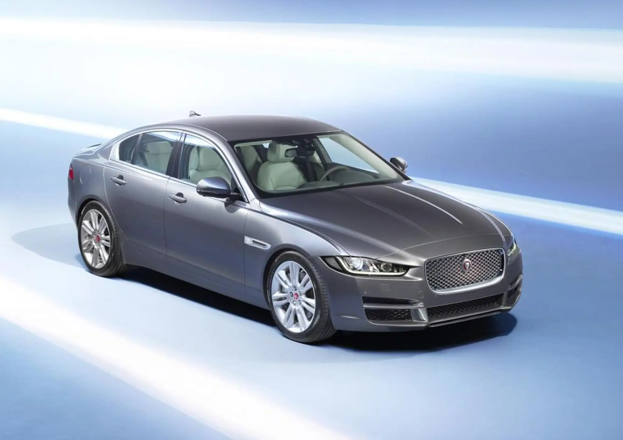 Jaguar XE - Foto ufficiali - 43