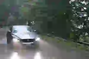 Jaguar XE: prova su strada
