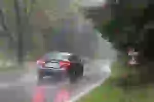 Jaguar XE: prova su strada
