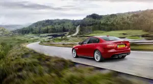Jaguar XE S