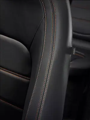 Jaguar XE Salone di Detroit 2015 - 9