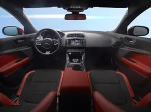 Jaguar XE Salone di Detroit 2015