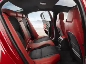 Jaguar XE Salone di Detroit 2015 - 3