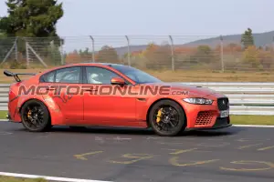 Jaguar XE SV Project 8 foto spia 23 ottobre 2017