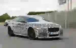 Jaguar XE SV Project 8 - Foto spia 27-06-2017