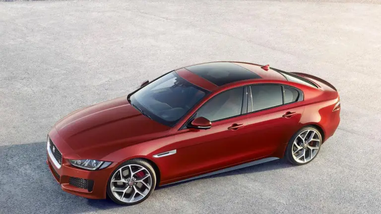 Jaguar XE - World Premiere 2014 - 8