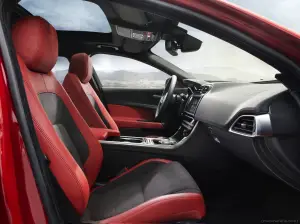 Jaguar XE - World Premiere 2014 - 32