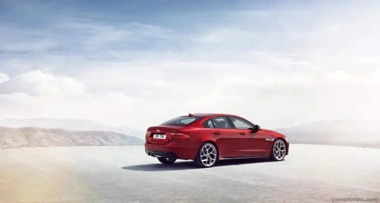 Jaguar XE - World Premiere 2014 - 17