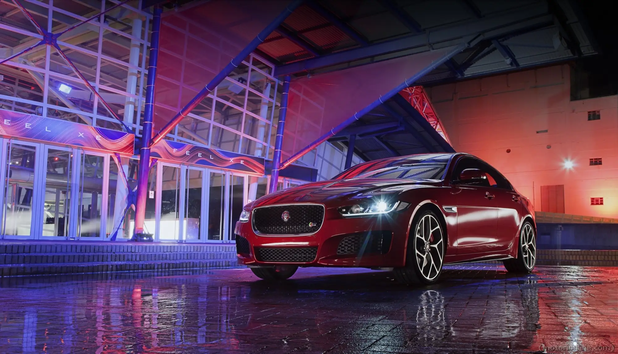 Jaguar XE - World Premiere 2014 - 40