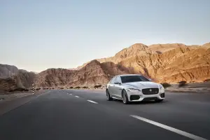 Jaguar XF - 2016 (foto ufficiali) - 12