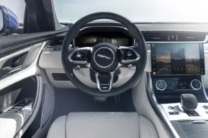 Jaguar XF 2020