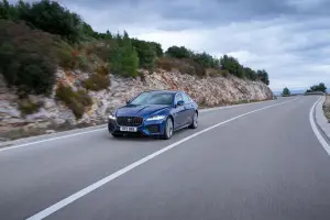 Jaguar XF 2020