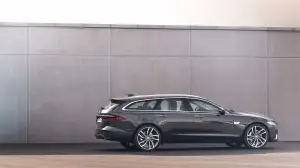 Jaguar XF 2020